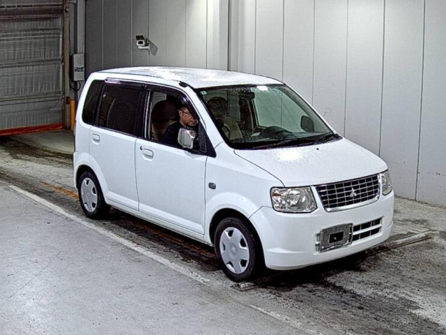 MITSUBISHI EK WAGON 2010