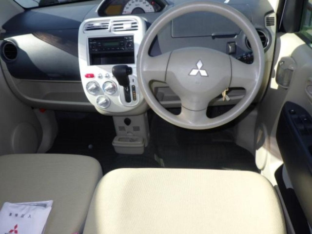 MITSUBISHI EK WAGON 2010