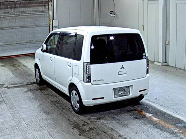 MITSUBISHI EK WAGON 2010