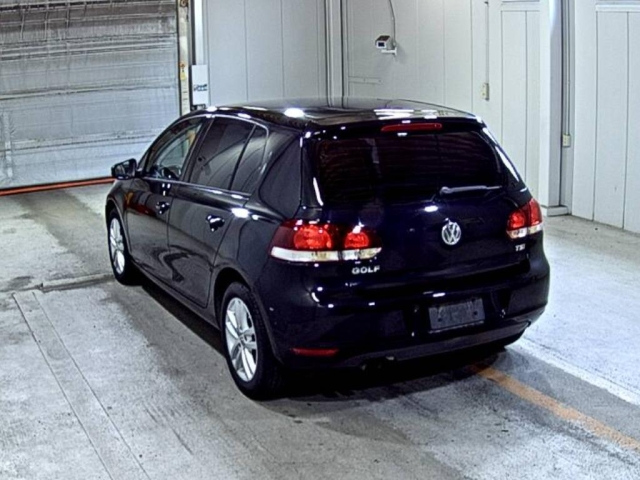 VOLKSWAGEN GOLF 2012