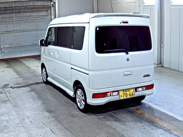 SUZUKI EVERY WAGON 2025