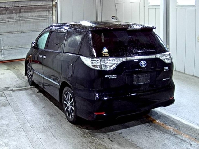 TOYOTA ESTIMA HYBRID 2013