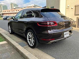 PORSCHE MACAN 2016