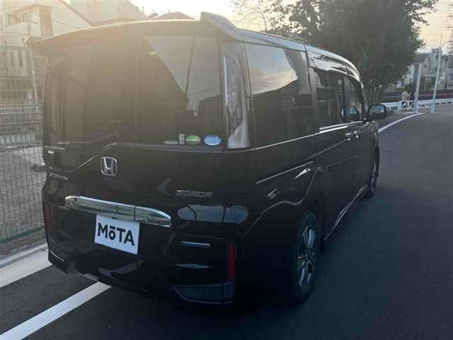 HONDA STEP WAGON 2017