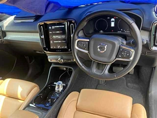 VOLVO XC40 2018