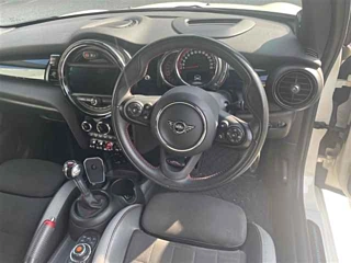 BMW MINI 2020
