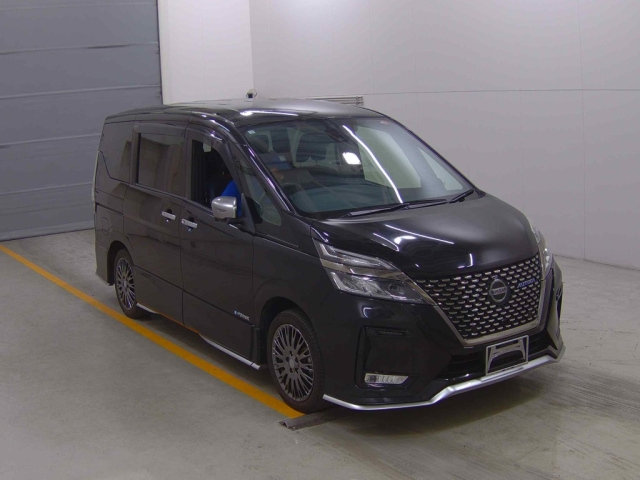 NISSAN SERENA 2020