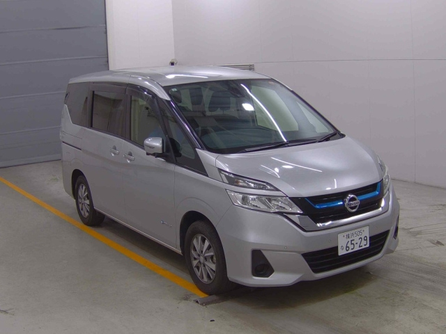 NISSAN SERENA 2019