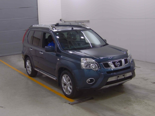 NISSAN X-TRAIL 2012