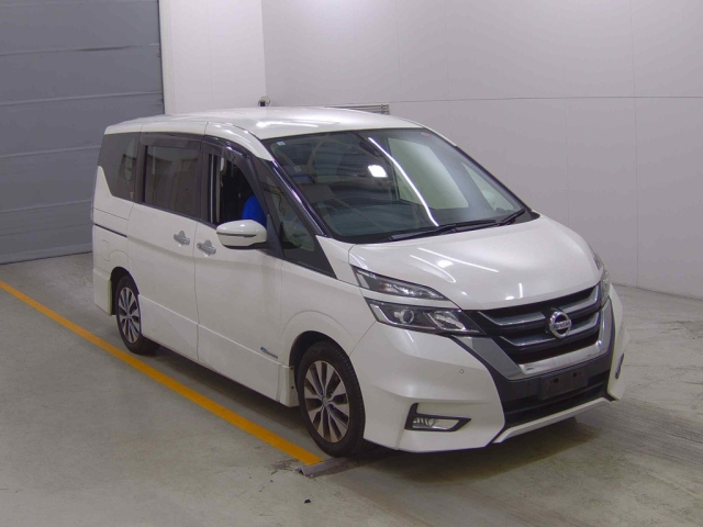 NISSAN SERENA 2017
