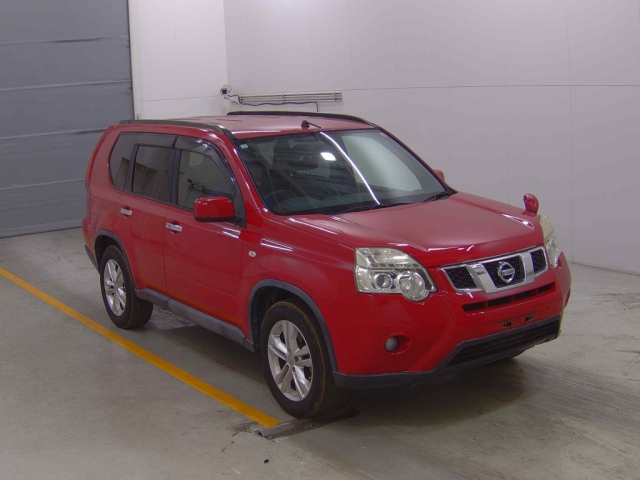 NISSAN X-TRAIL 2013