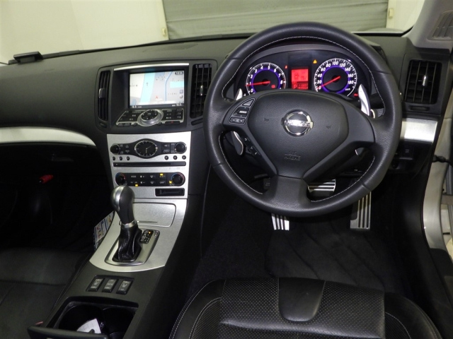NISSAN SKYLINE 2008
