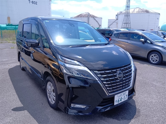 NISSAN SERENA 2019