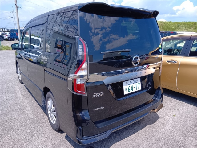 NISSAN SERENA 2019