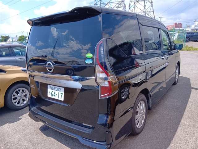 NISSAN SERENA 2019
