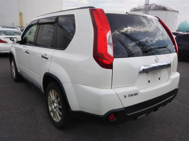 NISSAN X-TRAIL 2013