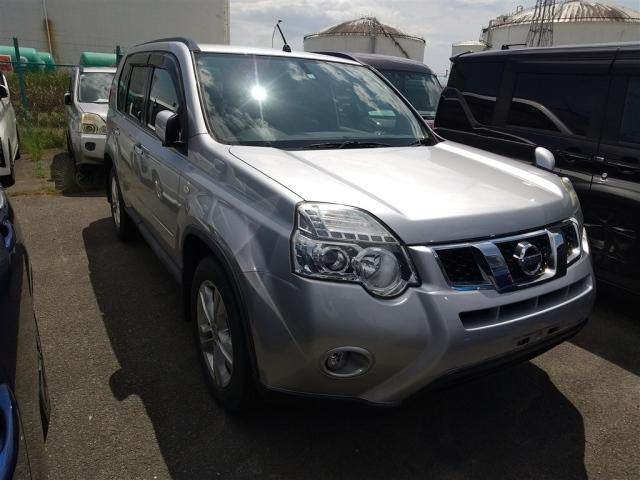 NISSAN X-TRAIL 2012