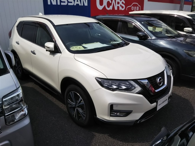 NISSAN X-TRAIL 2018
