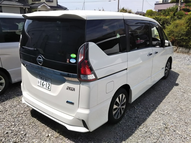 NISSAN SERENA 2017