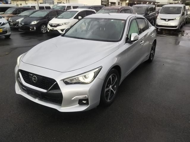 NISSAN SKYLINE 2020