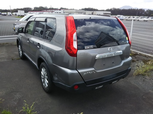 NISSAN X-TRAIL 2013