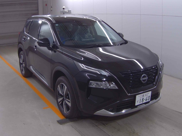 NISSAN X-TRAIL 2025