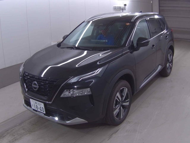 NISSAN X-TRAIL 2025