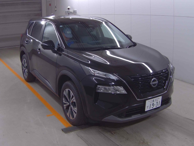 NISSAN X-TRAIL 2025