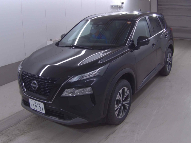 NISSAN X-TRAIL 2025