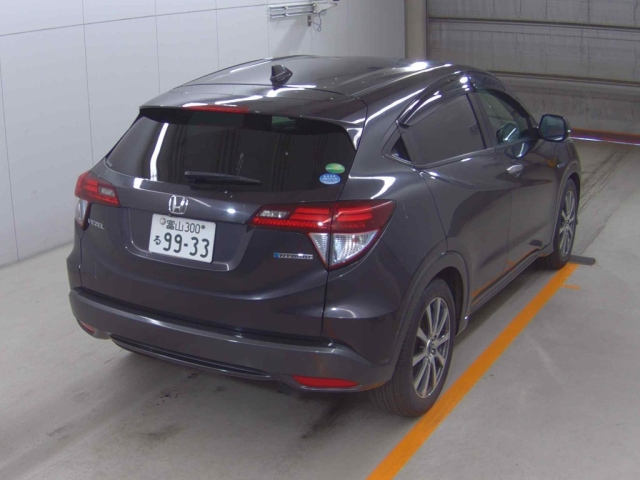 HONDA VEZEL 2015