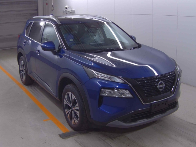 NISSAN X-TRAIL 2025