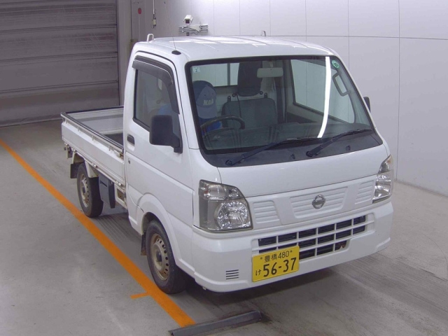NISSAN CLIPPER TRUCK 2016