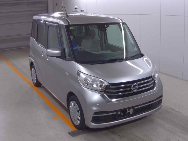 NISSAN DAYZ ROOX 2018