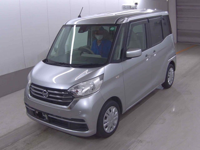 NISSAN DAYZ ROOX 2018