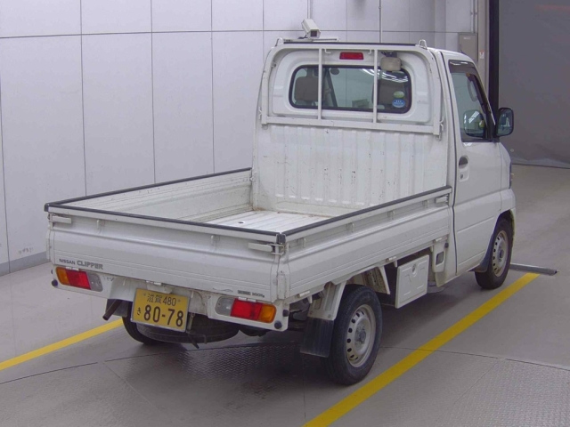 NISSAN CLIPPER TRUCK 2009