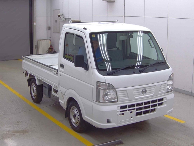 NISSAN CLIPPER TRUCK 2017
