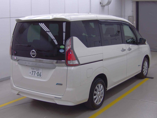 NISSAN SERENA 2017