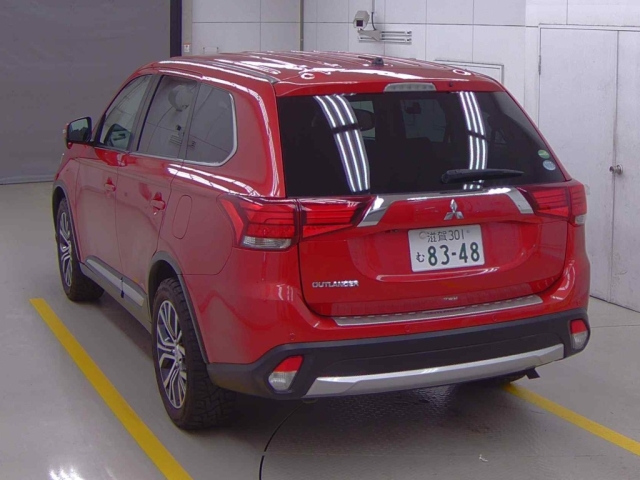 MITSUBISHI OUTLANDER 2015