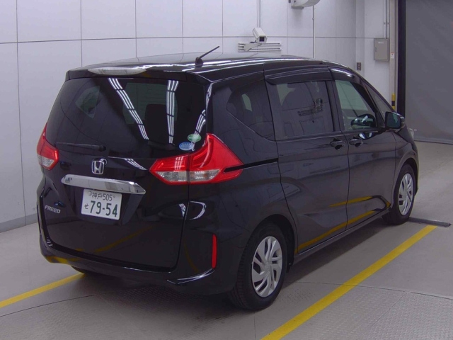 HONDA FREED 2019