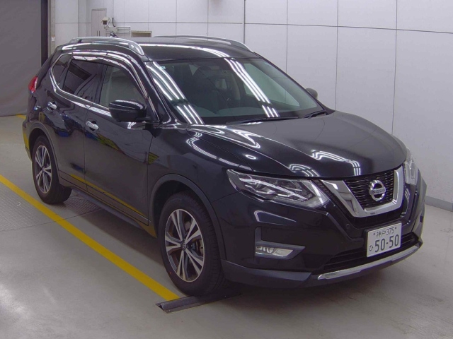 NISSAN X-TRAIL 2019