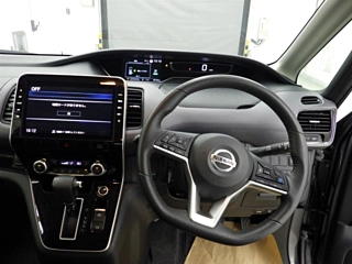 NISSAN SERENA 2020