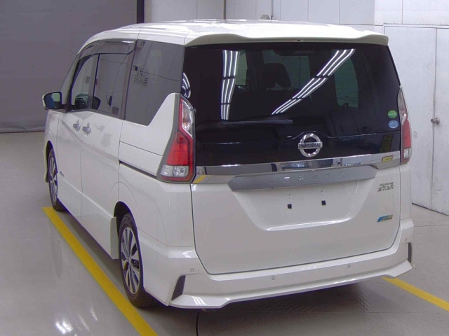 NISSAN SERENA 2018