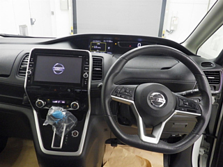 NISSAN SERENA 2018