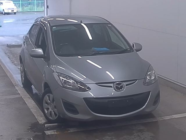 MAZDA DEMIO 2014