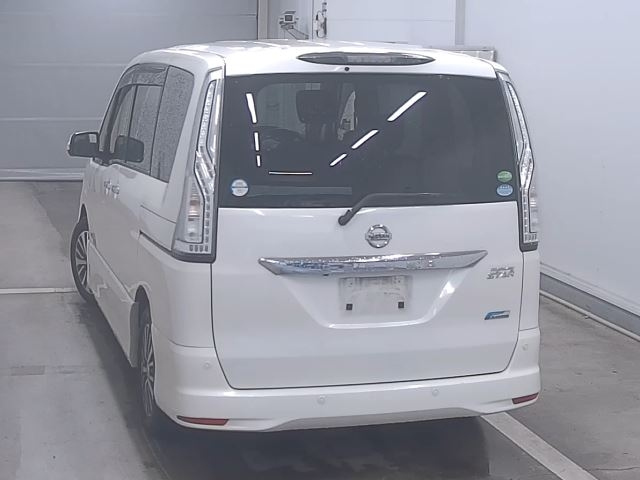 NISSAN SERENA 2015