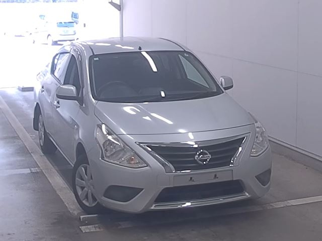NISSAN LATIO 2014