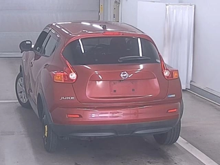 NISSAN JUKE 2012