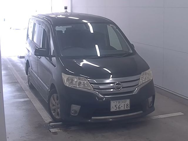 NISSAN SERENA 2013