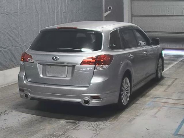 SUBARU LEGACY 2010