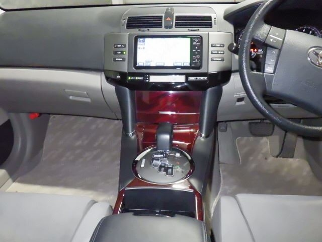 TOYOTA MARK X 2008